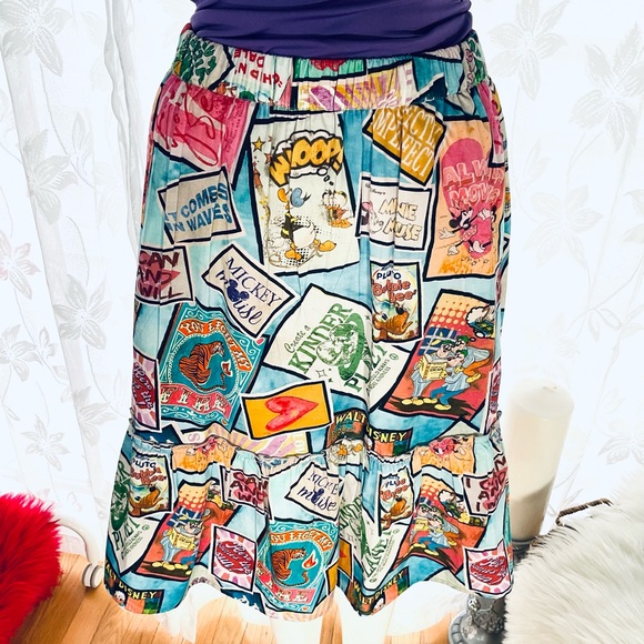 🛑🛑🛑DISNEY POSTCARD SKIRT - Picture 6 of 12